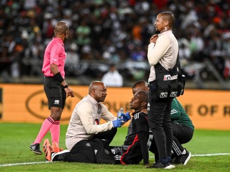 Riveiro Expresses Bewilderment Over Sibisi’s Cup Final Injuries at Pirates