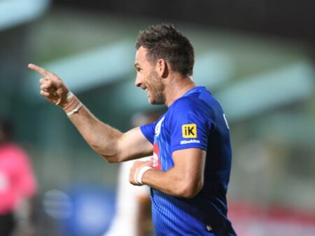 Grobler Hat-Trick Propels SuperSport Five Points Behind Downs