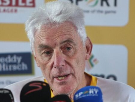 Broos Bolsters Bafana with Key Returns for Must-Win Zimbabwe Clash