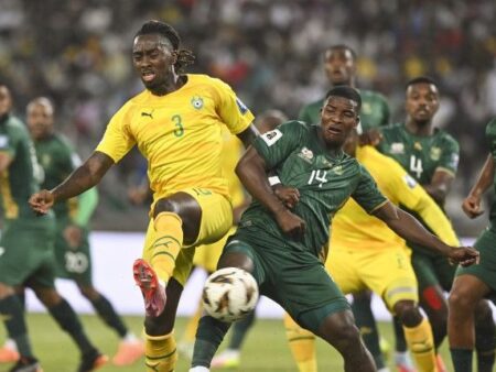 Arubi Denies Bafana as Zimbabwe Hold Firm in Goalless First Half
