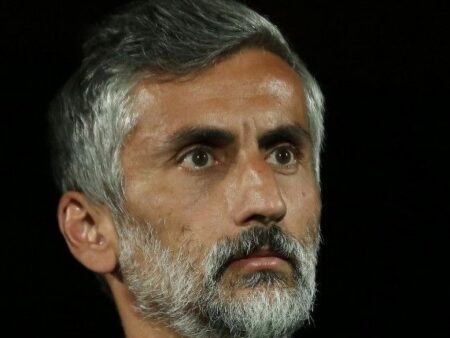 Riveiro’s Return: ‘El Profesor’ Back in Mzansi, Sparking Speculation