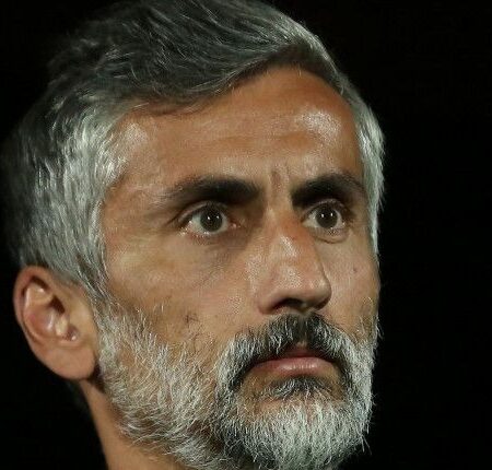 Riveiro’s Return: ‘El Profesor’ Back in Mzansi, Sparking Speculation