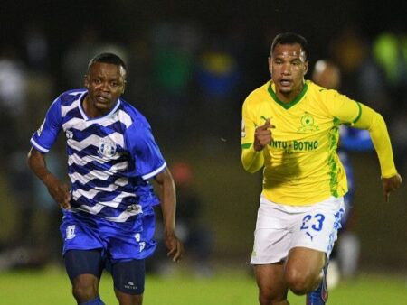 Kerr Backs “Good Professional” Basadien to Bide His Time at Sundowns