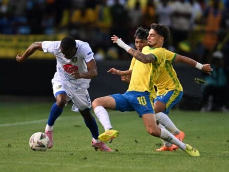 Feutmba Urges Caution: New Star Santos Must Prove Consistency, Not Just Class