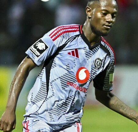 Broos Names Bafana Squad for Zambia Friendly, Includes New Faces