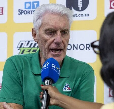 Broos to Test New Faces in Final Audition for AFCON