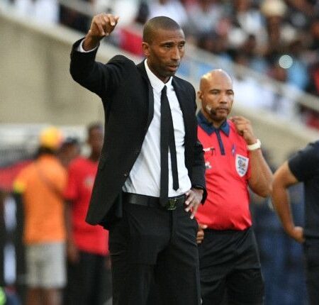 Feutmba: Foreign Coaches Still Adapting, Urges Patience for Pirates, Sundowns & Gallants