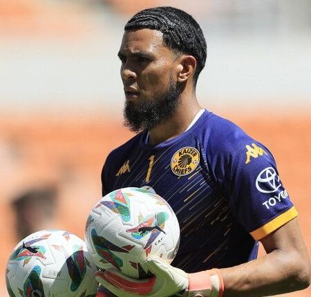 Former Chief Urges Club to Keep Petersen, But Demands Footwork Improvement