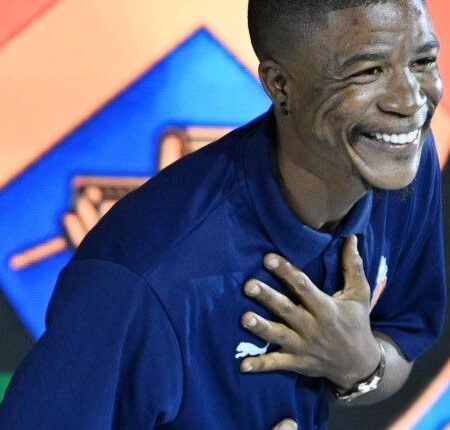Veteran Presence: Julies Embraces Leadership Role at AmaTuks